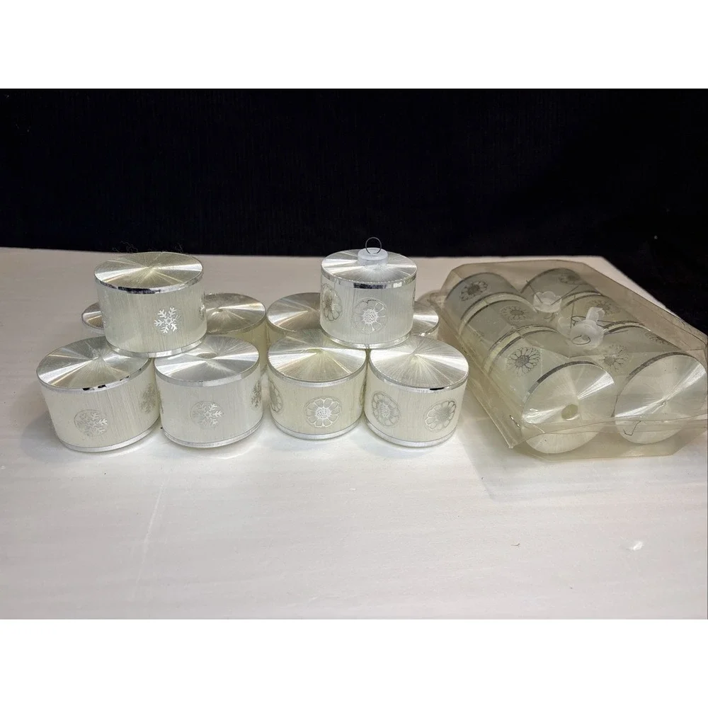 16 Vintage 60s Christmas Light Covers White Satin Wrapped Snowflakes & Flowers